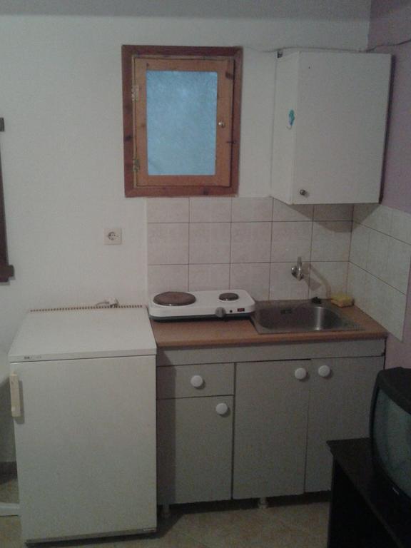 Gianna Rooms Leptokaryá Rom bilde